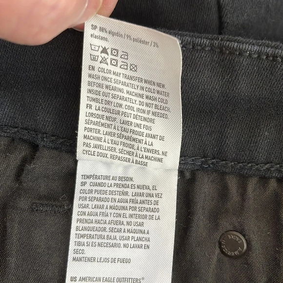 AMERICAN EAGLE Hi-Rise Shortie Shorts Black Roll Cuff 5 Pocket Design Grunge 6 - Picture 10 of 12